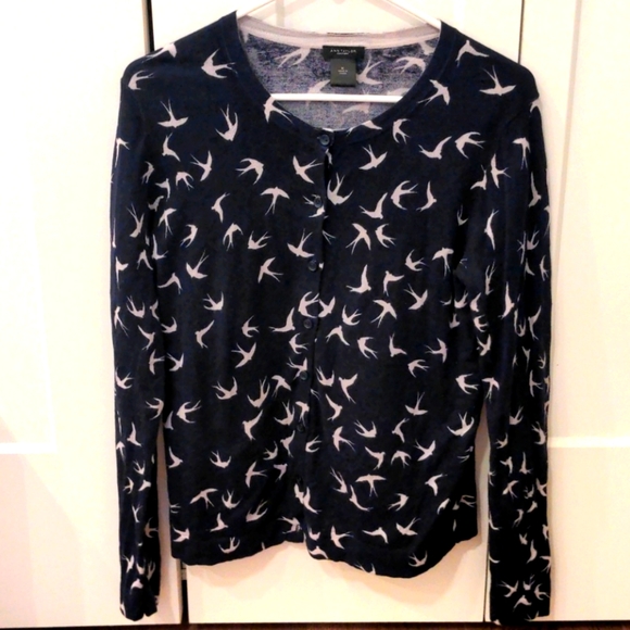 Ann Taylor Factory Sweaters - Anne Taylor navy white bird swallow print cardigan